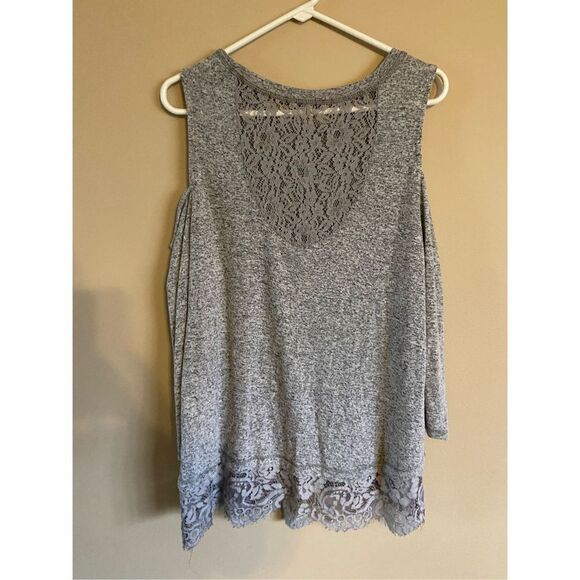 Democracy cold shoulder sweater - Picture 5 of 6